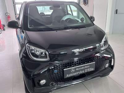 Smart ForTwo EQ  SUPERPASSION  "BLACKMOTION EDITION"  - 22KW Nero usata Monteiasi