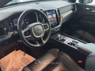 Volvo XC60 2.0 b4 PLUS DARK  AWD  MHEV  auto Grigio usata Monteiasi