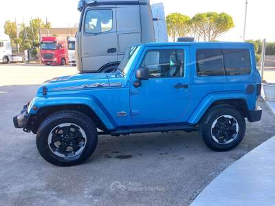 Jeep Wrangler III  2.8 crd Sahara auto E5+  Allestim. POLAR Blu/Azzurro usata Monteiasi