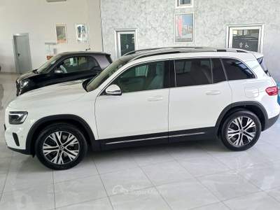 Mercedes-Benz Classe GLB GLB 200 d Progressive Advanced auto TETTO PANORAMA Bianco usata Monteiasi