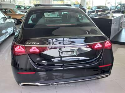 Mercedes-Benz Classe E d  AMG LINE  PREMIUM - TETTO PANORAMA Nero usata Monteiasi