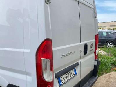 Fiat Ducato 2.2mjt 140cv L3H2 FURGONE Bianco usata Salerno