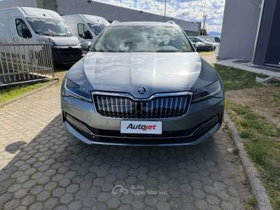Skoda Superb Superb Wagon iV 1.4 tsi phev Laurin & Klement Grigio usata Ciriè