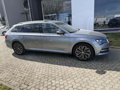 Skoda Superb Superb Wagon iV 1.4 tsi phev Laurin & Klement Grigio usata Ciriè