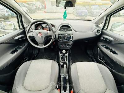 Fiat Punto II 75 CV 5 porte Lounge Bianco usata Massarosa