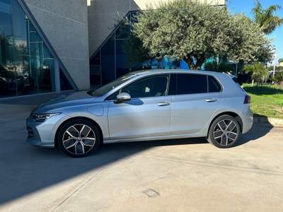 Volkswagen Golf ehybrid Style SUPER OFFERTA T-STOCK Argento usata Gela