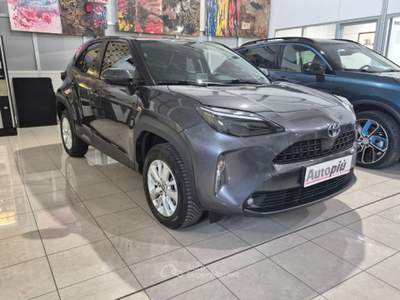 Toyota Yaris Cross 1.5 Hybrid 5p. E-CVT Business Grigio usata Milano