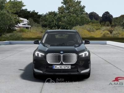 BMW iX1 eDrive20 Premium Package Nero usata Corciano