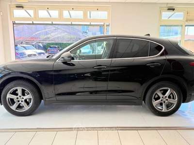Alfa Romeo Stelvio 2.0 t Super Q4 200cv auto Nero usata Ponte San Nicolò