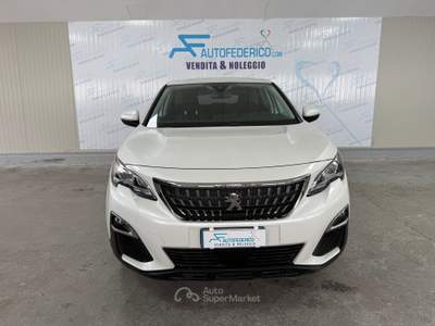 Peugeot 3008 Peugeot 3008 1.5 Hdi 130cv Bianco usata Pompei