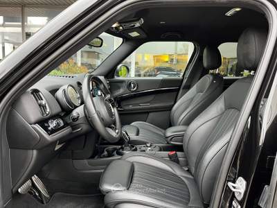 MINI Cooper impeccabile come nuova un vero giocattolo Nero usata Rovigo