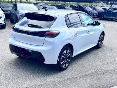 Peugeot 208 PureTech 100 Stop&Start 5 porte Allure Bianco usata Pieve di Soligo