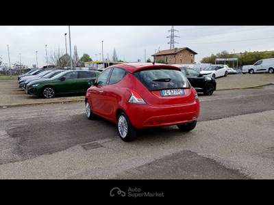Lancia Ypsilon  - ypsilon 1.2 69 cv 5 porte gpl ecochic silver Rosso usata Modena
