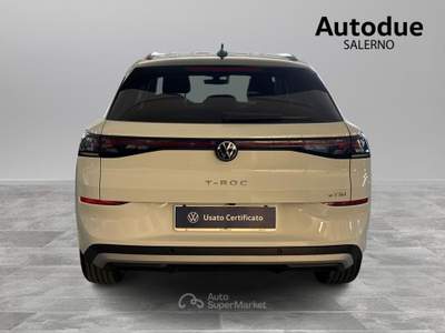 Volkswagen Polo Nuovo t-roc life 1.5 etsi act 110 kw (150 cv) dsg Bianco usata Salerno