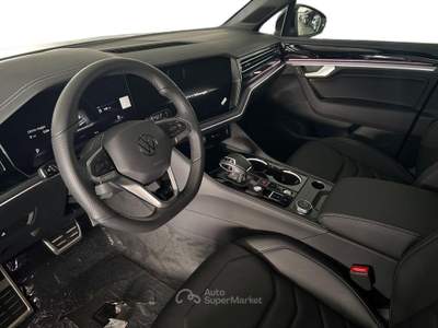 Volkswagen Touareg Nuova  r-line 3.0 v6 tdi scr 170 kw (231 cv) Grigio usata Salerno