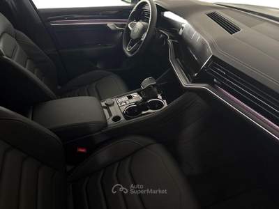 Volkswagen Touareg Nuova  r-line 3.0 v6 tdi scr 170 kw (231 cv) Grigio usata Salerno