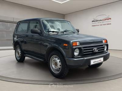 Lada Niva Lada  – off road, 4x4 , gancio traino Grigio usata Roma