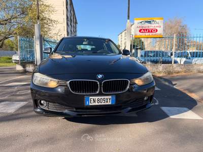 BMW Serie 3 318d BMW 318d TOURING LUXURY 2013 usata Torino