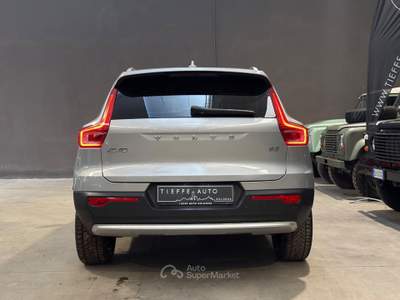 Volvo XC40 B3 automatico Plus Bright Argento usata Bologna