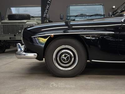 Mercedes-Benz 190 SL *CONDIZIONI PERFETTE* Nero usata Bologna