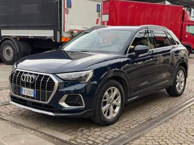 Audi Q3 2.0 TDI 150 CV Business Blu/Azzurro usata Arcola