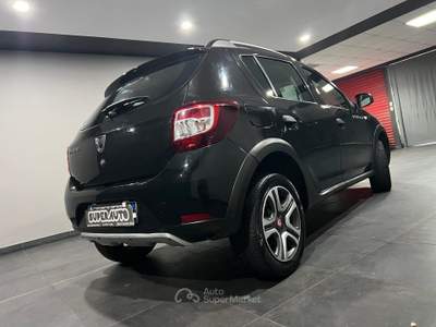 Dacia Sandero Stepway 1.5 dCi 8V 90CV Prestige KM 127.000 Nero usata Atena lucana
