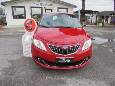Lancia Ypsilon 1.0 FireFly 5 porte S&S Hybrid Gold Rosso usata Guidonia Montecelio