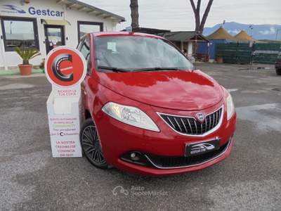 Lancia Ypsilon 1.0 FireFly 5 porte S&S Hybrid Gold Rosso usata Guidonia Montecelio