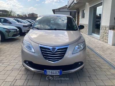 Lancia Ypsilon 0.9 TwinAir 85 CV 5 porte Metano Ecochic Elefantin Oro usata Cortona