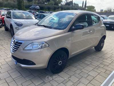 Lancia Ypsilon 0.9 TwinAir 85 CV 5 porte Metano Ecochic Elefantin Oro usata Cortona