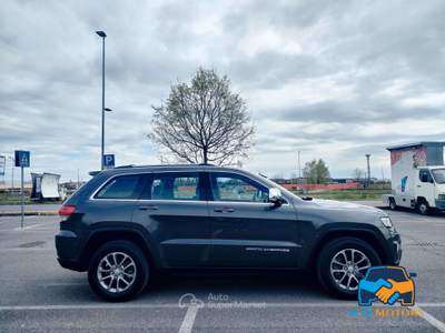 Jeep Grand Cherokee 3.0 crd Laredo auto 248cv Bronzo usata Rovato