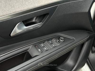 Peugeot 3008 BlueHDI 130 EAT8 GT Pack aut. Bianco usata Rovato