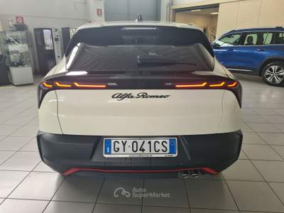 Alfa Romeo Junior 1.2 136CV Hybrid eDCT6 ibrida SPECIALE Bianco usata Parma