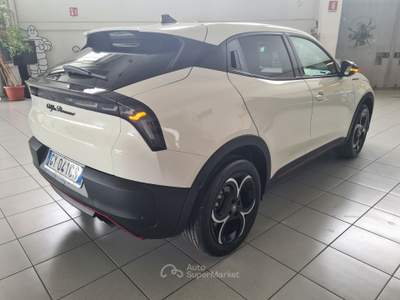 Alfa Romeo Junior 1.2 136CV Hybrid eDCT6 ibrida SPECIALE Bianco usata Parma