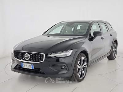 Volvo V60 Cross Country V60 Cross Country 2.0 b4 Ultimate awd auto Nero usata Reggio nell'Emilia