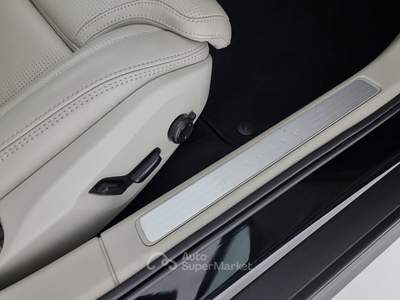 Volvo V60 Cross Country V60 Cross Country 2.0 b4 Ultimate awd auto Nero usata Reggio nell'Emilia