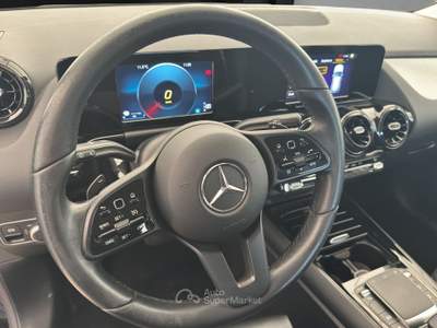 Mercedes-Benz GLA GLA 200 d Auto Executive Nero usata Rende