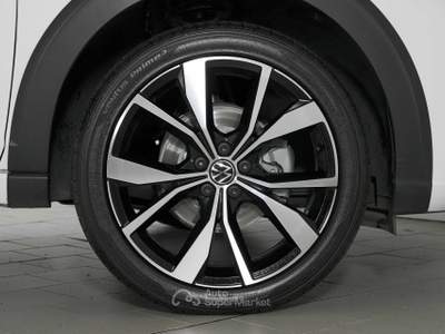 Volkswagen Taigo - 1.0 tsi R-Line 110cv dsg | GR557HR Bianco usata Cantù