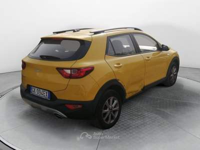 Kia Stonic 1.2 dpi urban 84cv Giallo usata Fisciano