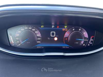 Peugeot 3008 bluehdi 130 s&s eat8 - allure pack Nero usata Fisciano