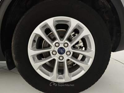 Ford Kuga 2.0 EcoBlue 120 CV aut. 2WD Titanium Argento usata Capua