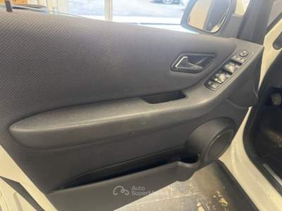 Mercedes-Benz Classe A A 180 CDI Avantgarde Bianco usata Prato