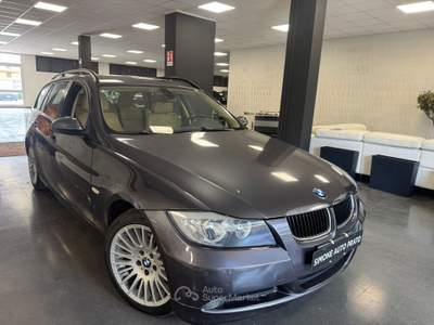 BMW Serie 3 320d 320 320d cat Touring MSport Grigio usata Prato