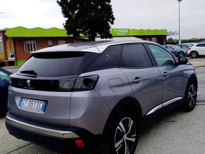 Peugeot 3008 bluehdi 130 s&s eat8 - allure pack Grigio usata Fisciano