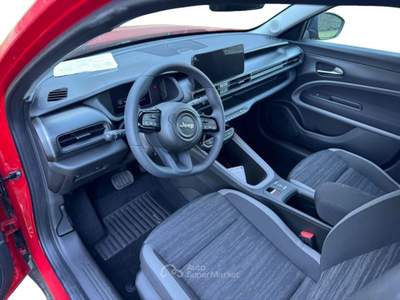 Jeep Avenger mhev longitude 1.2 100cv dct mhe Rosso usata Fisciano