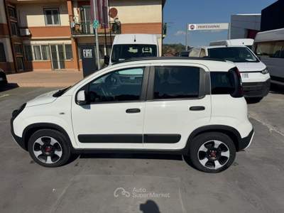 Fiat Panda 1.0 70cv hybrid cross Bianco usata Fisciano