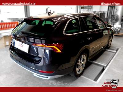 Skoda Octavia Octavia 2.0 TDI EVO SCR DSG 4x4 W. Scout | 200CV Nero usata Badia