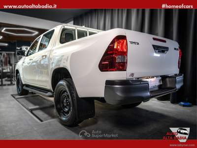 Toyota Hilux Hilux 2.8 D-4D 4WD 4p. DoubleCab Comfort | 204CV Bianco usata Badia