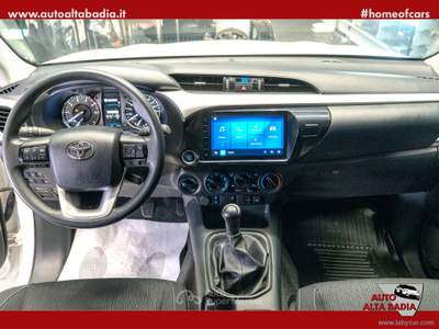 Toyota Hilux Hilux 2.8 D-4D 4WD 4p. DoubleCab Comfort | 204CV Bianco usata Badia