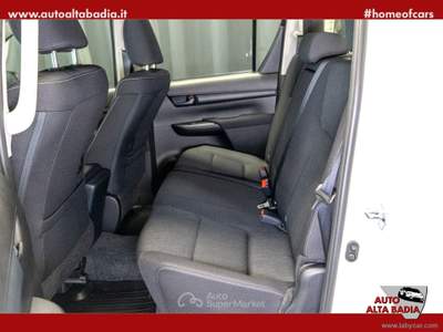 Toyota Hilux Hilux 2.8 D-4D 4WD 4p. DoubleCab Comfort | 204CV Bianco usata Badia